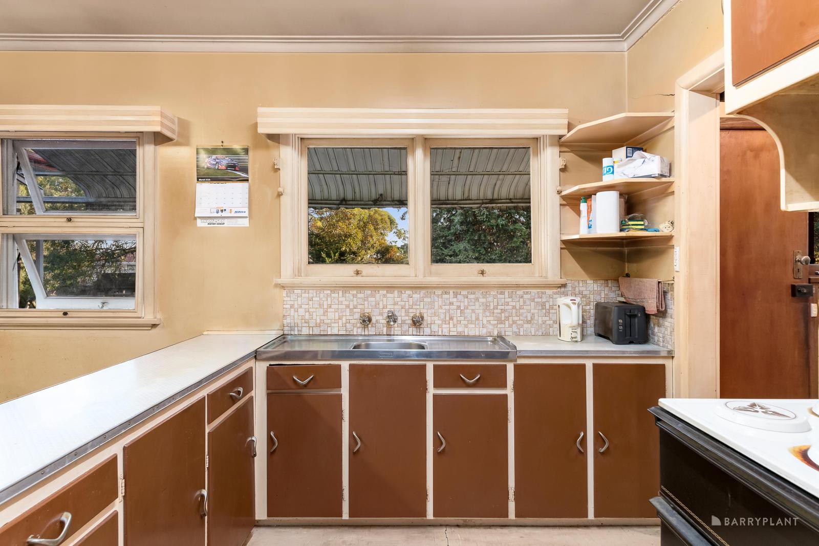 141 Mountain View Road, Briar Hill, VIC 3088, Briar Hill - Thumbnail 4