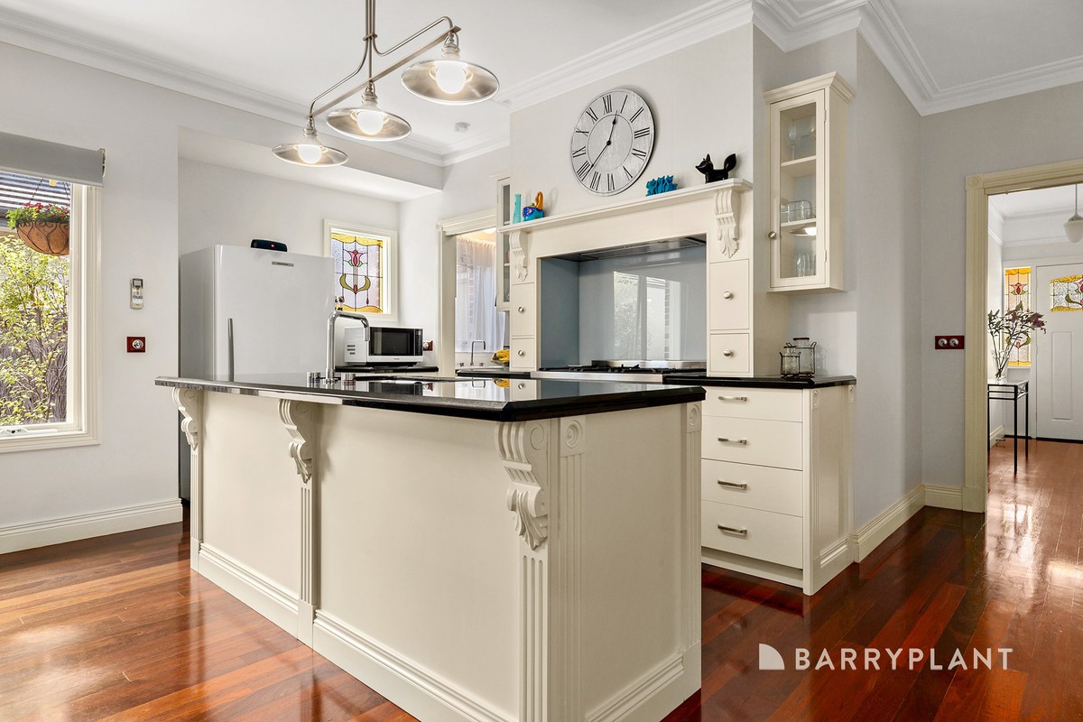 142 Eighth Avenue, Rosebud, VIC 3939, Rosebud - Thumbnail 3