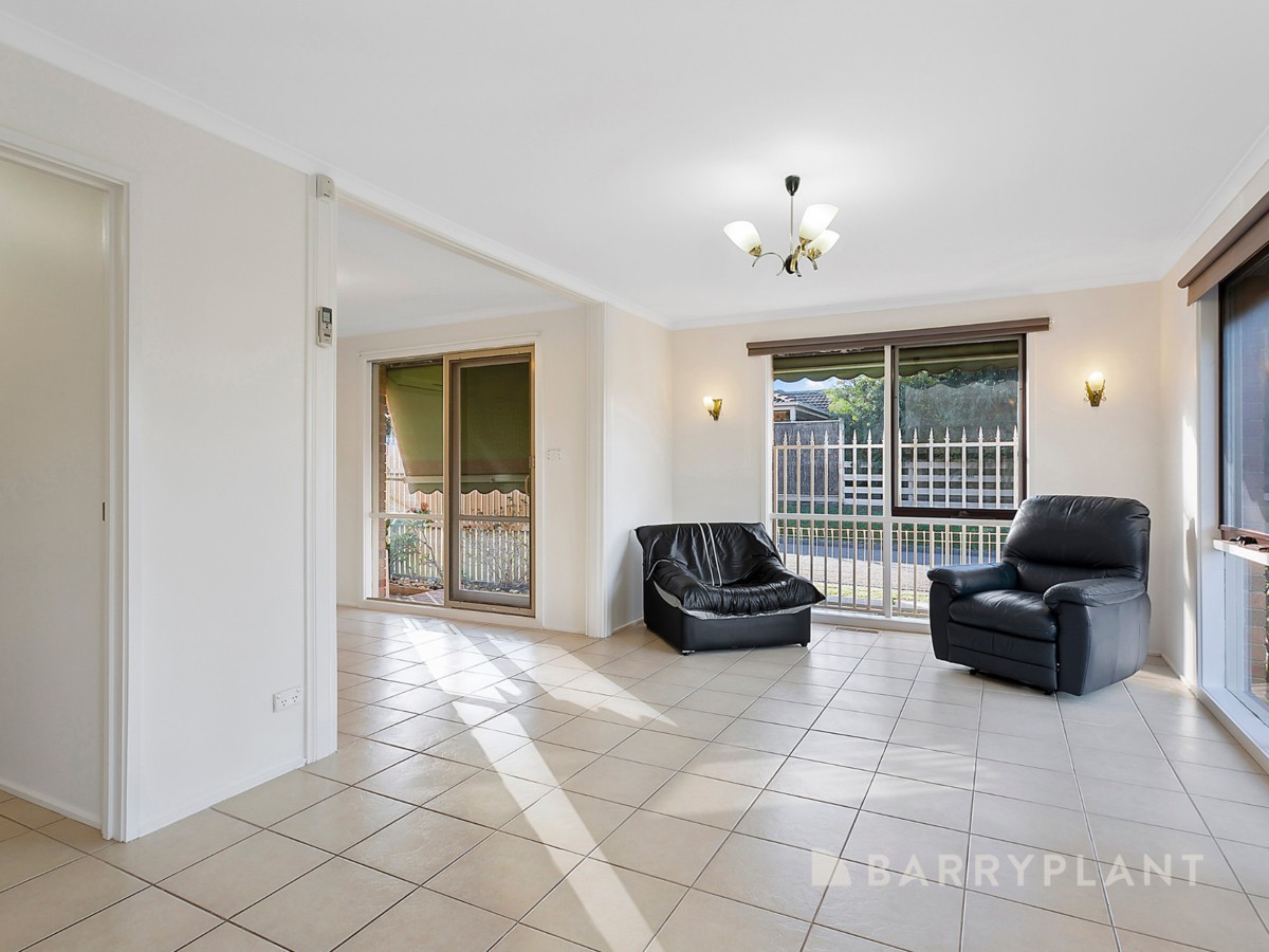 142 Seventh Avenue, Rosebud, VIC 3939, Rosebud - Thumbnail 2