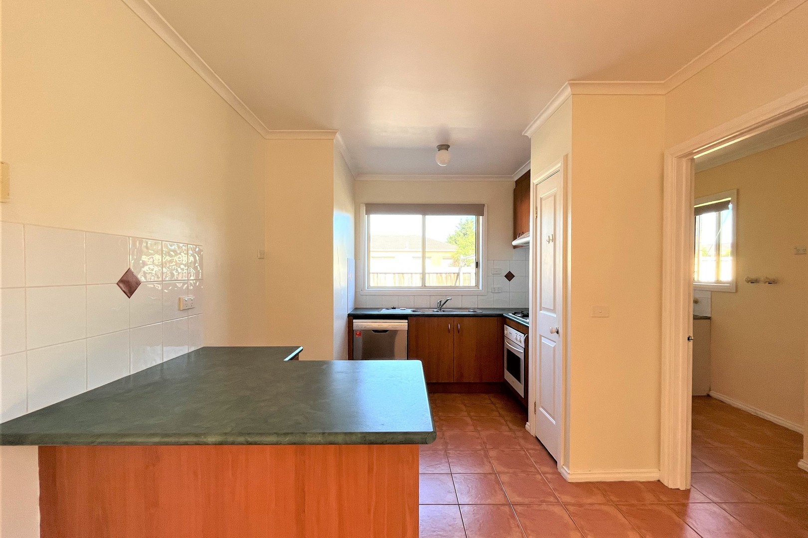 142 Tarneit Road, Werribee, VIC 3030, Werribee - Thumbnail 4