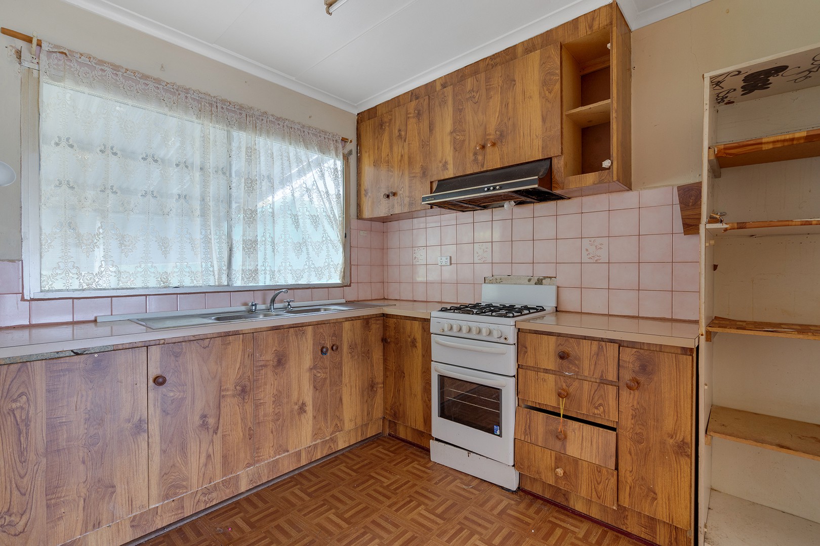 143 Dallas Drive, Dallas, VIC 3047 - Thumbnail 2 - 06/11/2023