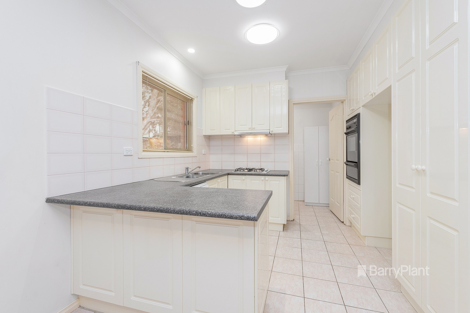 143B Deakin Street, Essendon, VIC 3040, Essendon - Thumbnail 2