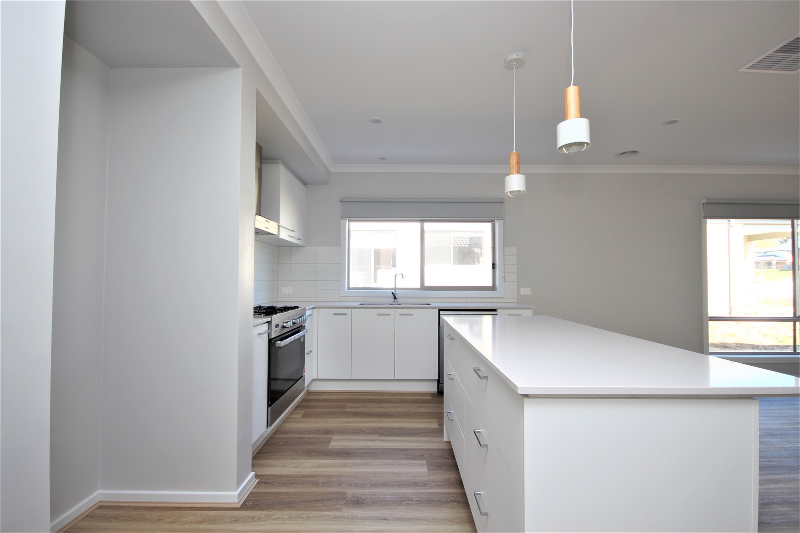 144 Bramley Avenue, Charlemont, VIC 3217, Charlemont - Thumbnail 3