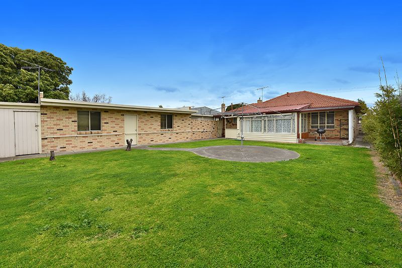 144 Victory Road, Airport West, VIC 3042, Airport West - Thumbnail 3