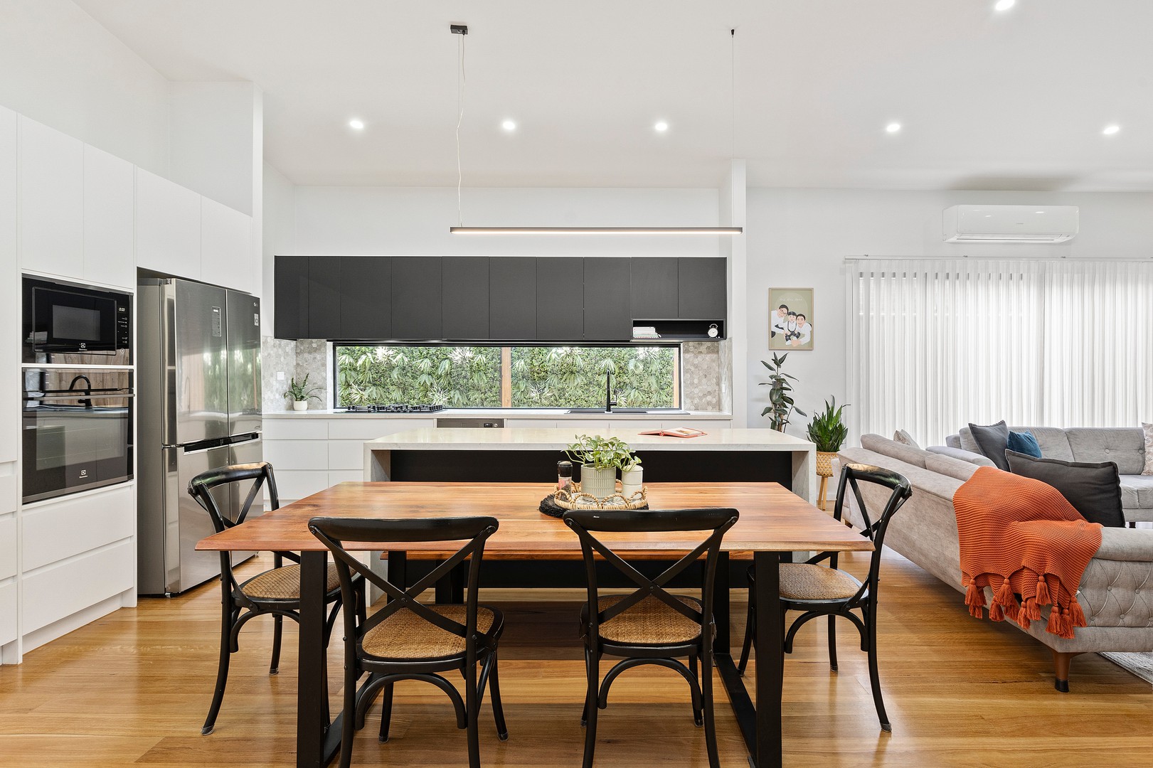 145 Blossom Drive, Greenvale, VIC 3059 - Thumbnail 2 - 27/11/2025