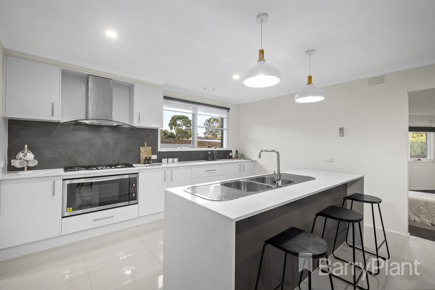 145 Cameron Parade, Bundoora, VIC 3083, Watsonia North - Thumbnail 3