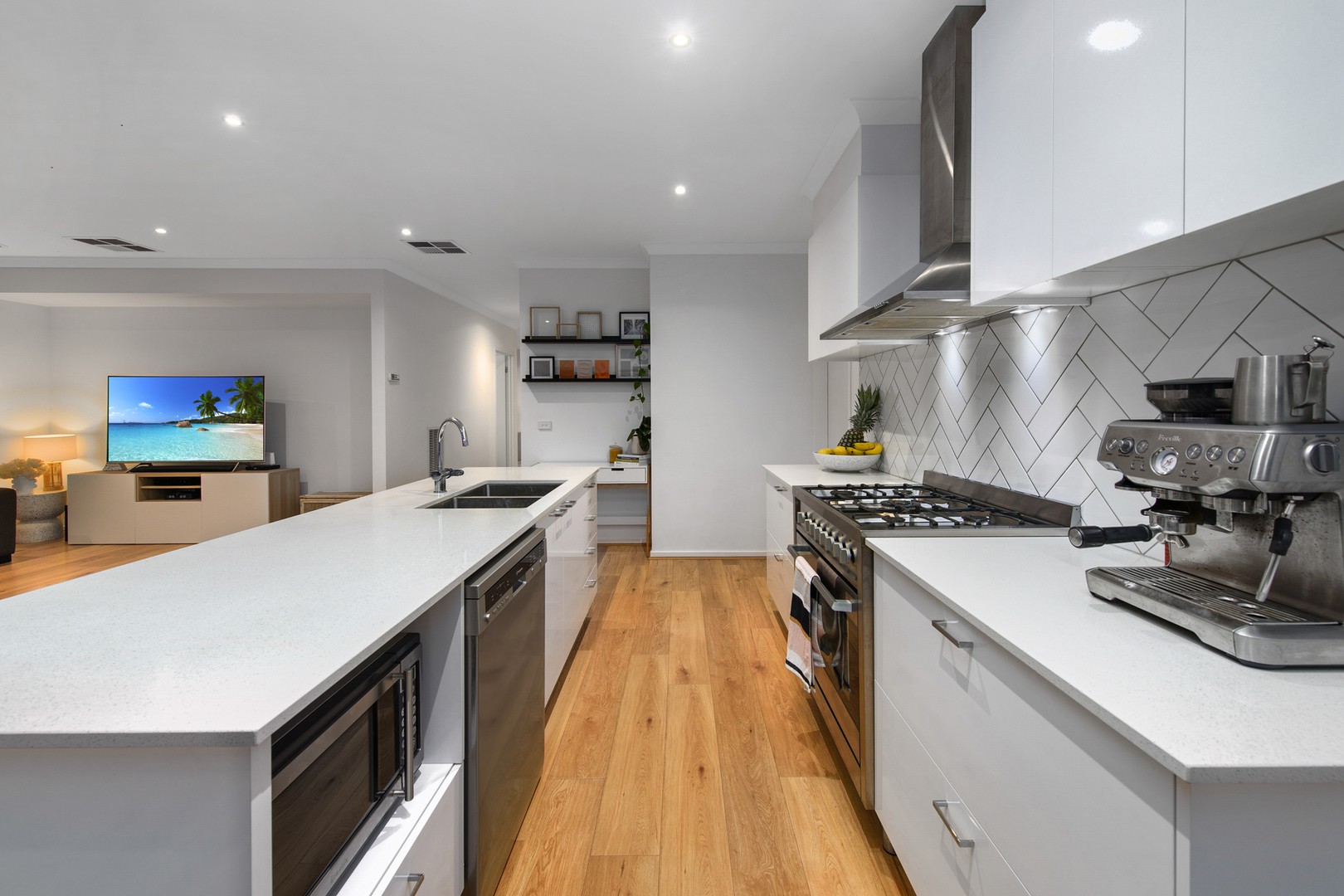 145 City Vista Court, Fraser Rise, VIC 3336, Fraser Rise - Thumbnail 4