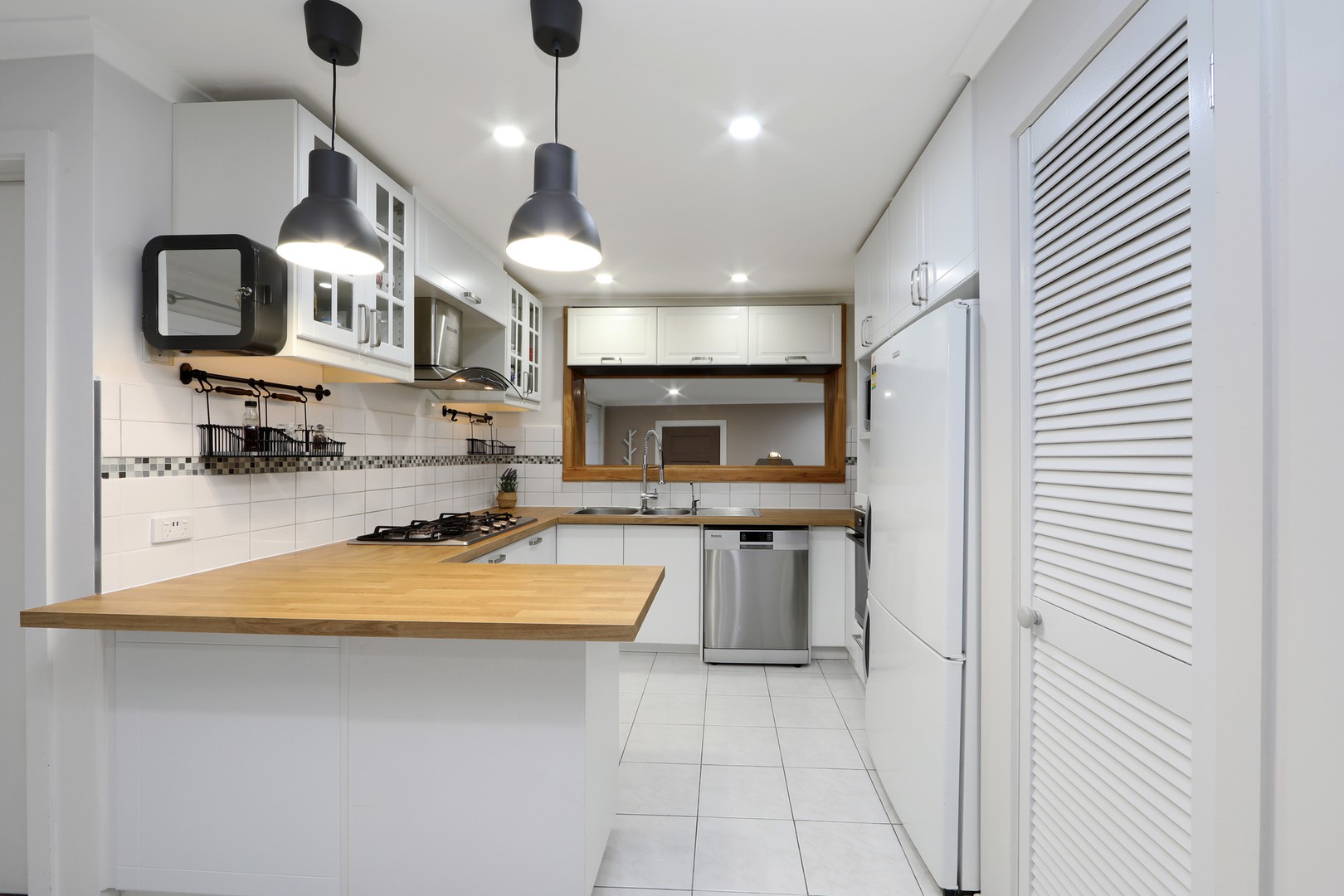145 Dandelion Drive, Rowville, VIC 3178, Rowville - Thumbnail 4