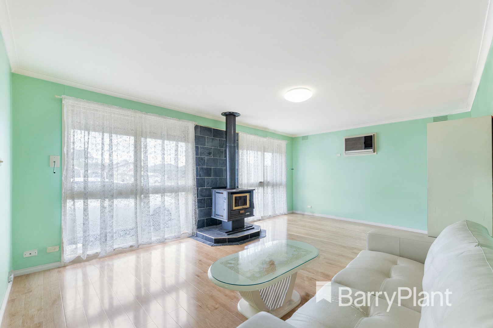 15 Lawson Parade, Heidelberg Heights, Kings Park - Thumbnail 6