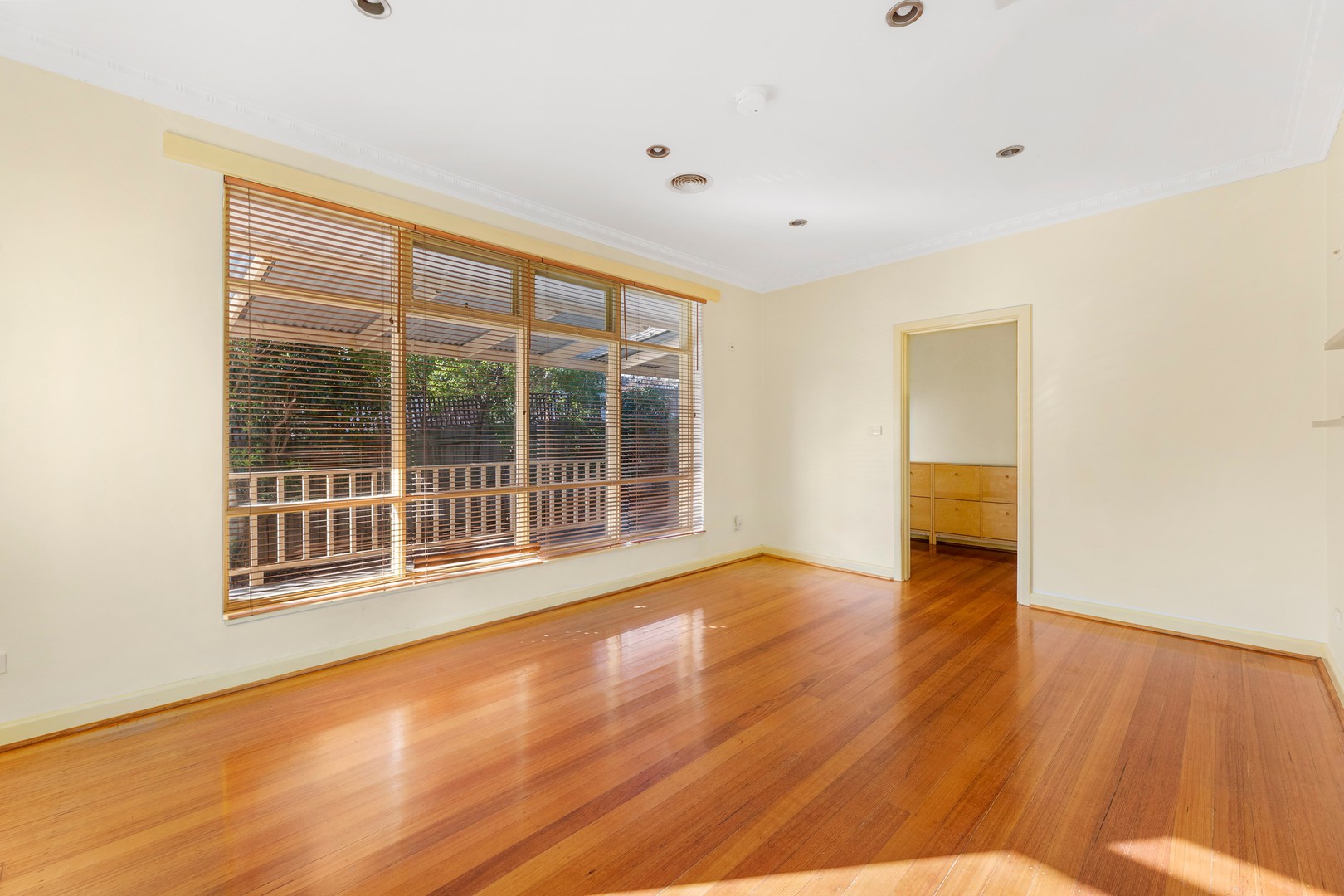 146 Dorking Road, Box Hill North, VIC 3129, Box Hill North - Thumbnail 2