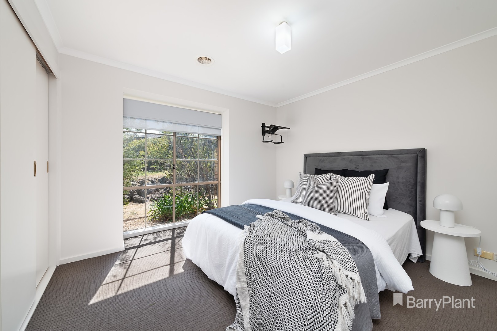 146 Lightwood Crescent, Meadow Heights, VIC 3048, Meadow Heights - Thumbnail 6