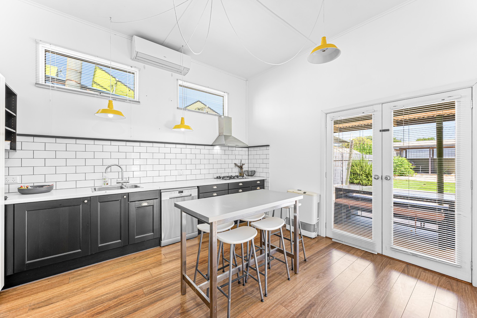 147 Lemon Avenue, Mildura, VIC 3500 - Thumbnail 2 - 05/02/2026