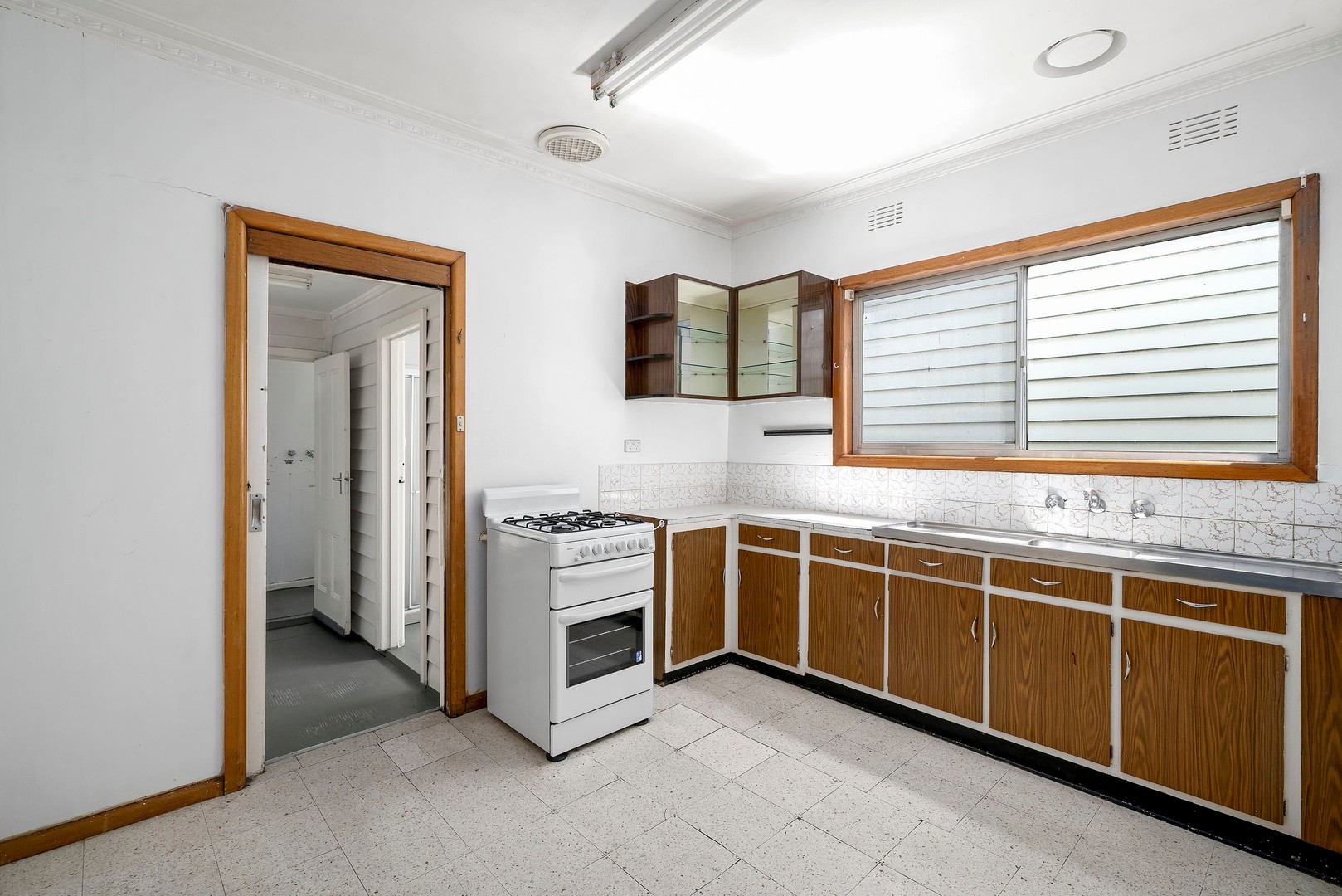 147 St Leonards Road, Ascot Vale, VIC 3032, Ascot Vale - Thumbnail 2