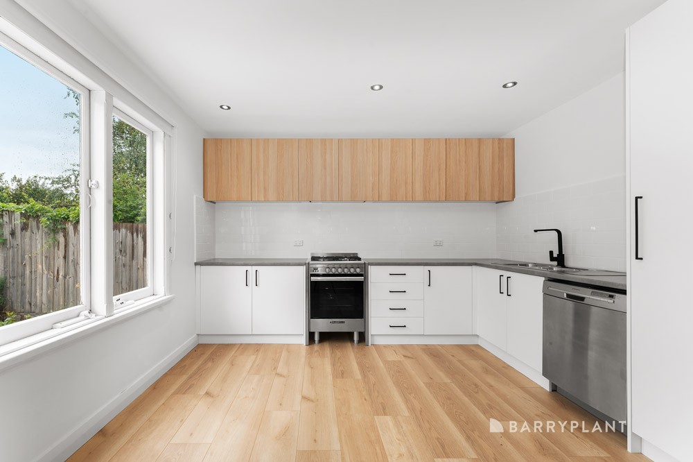 148 Maltravers Road, Ivanhoe, VIC 3079, Ivanhoe - Thumbnail 3