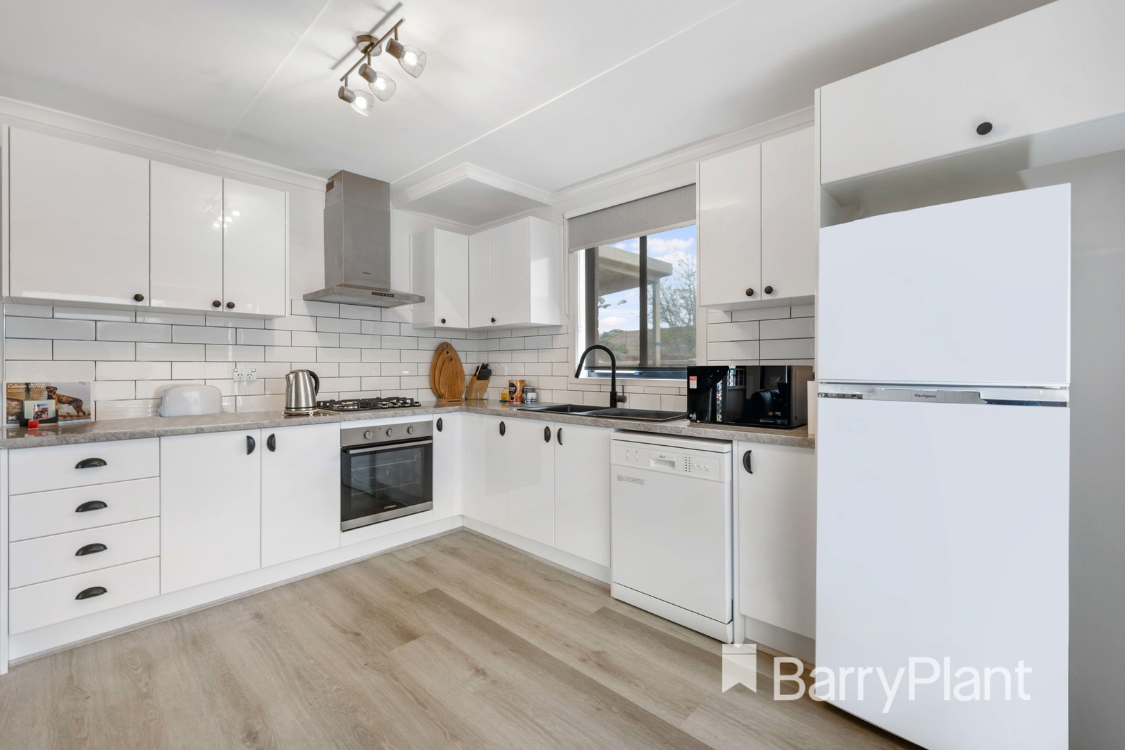 148 Shaws Road, Werribee, VIC 3030, Werribee - Thumbnail 5