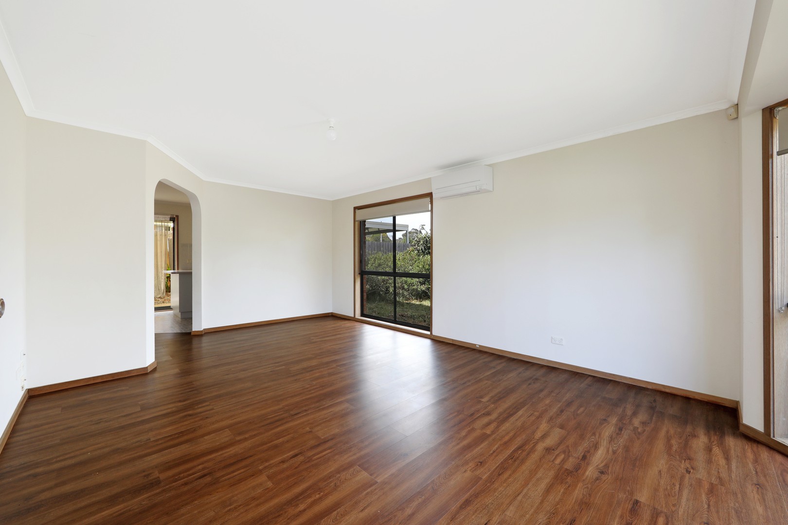 149 Waradgery Drive, Rowville, VIC 3178 - Thumbnail 2 - 13/03/2025