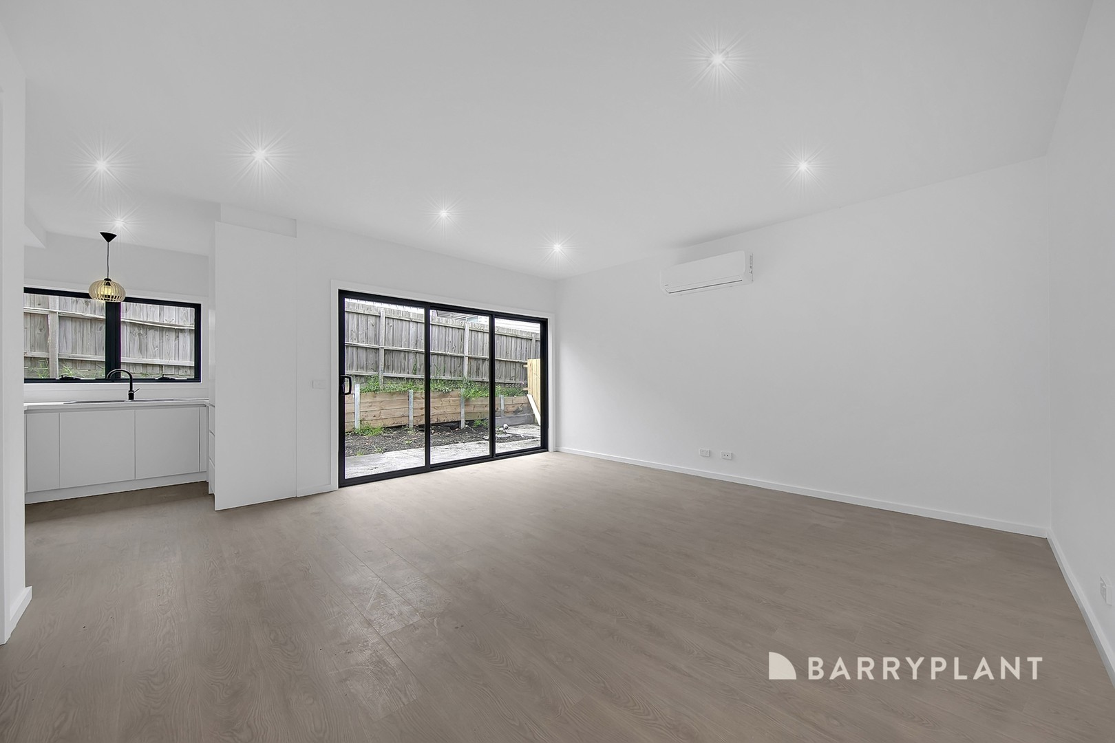 15/1 Old Plenty Road, South Morang, VIC 3752, South Morang - Thumbnail 4