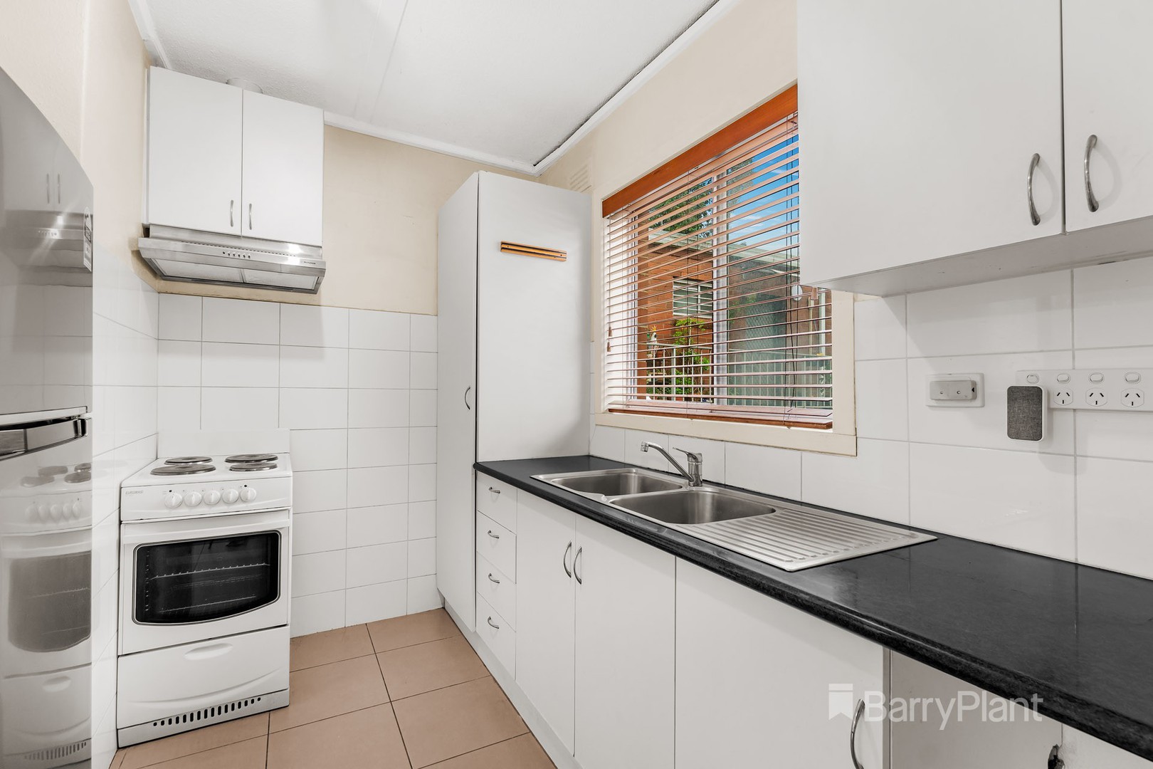 15/10-16 Wetherby Road, Doncaster, VIC 3108, Doncaster - Thumbnail 3
