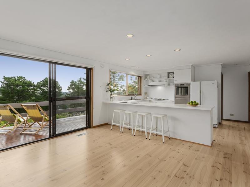 15-16 Dirlton Crescent, Park Orchards, VIC 3114, Park Orchards - Thumbnail 3