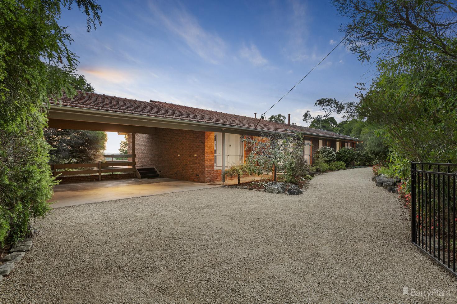 15-16 Dirlton Crescent, Park Orchards, VIC 3114, Park Orchards - Thumbnail 2