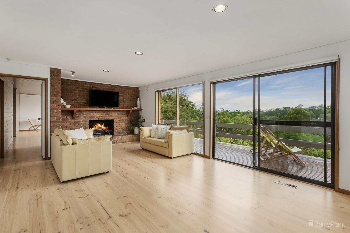 15-16 Dirlton Crescent, Park Orchards, VIC 3114, Park Orchards - Thumbnail 3