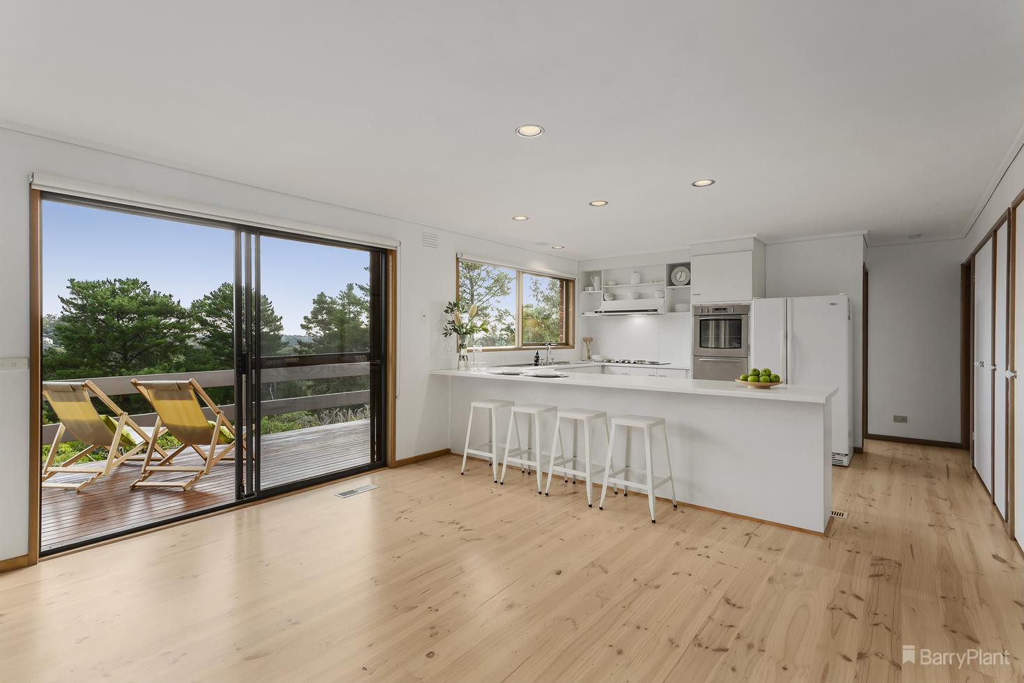 15-16 Dirlton Crescent, Park Orchards, VIC 3114, Park Orchards - Thumbnail 4