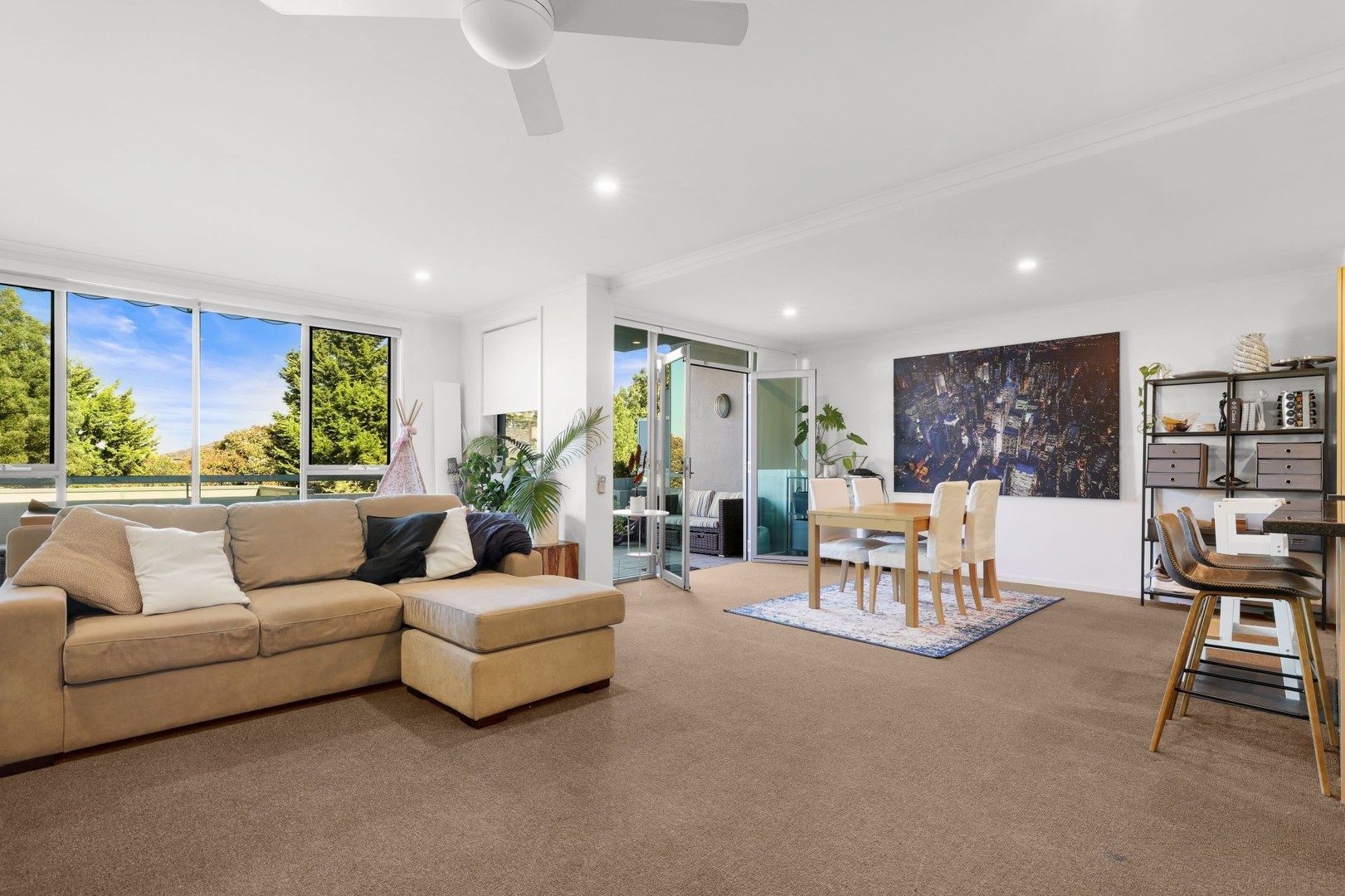 15/3-4 Sovereign Point Court, Doncaster, VIC 3108 - Thumbnail 1 - 08/08/2024