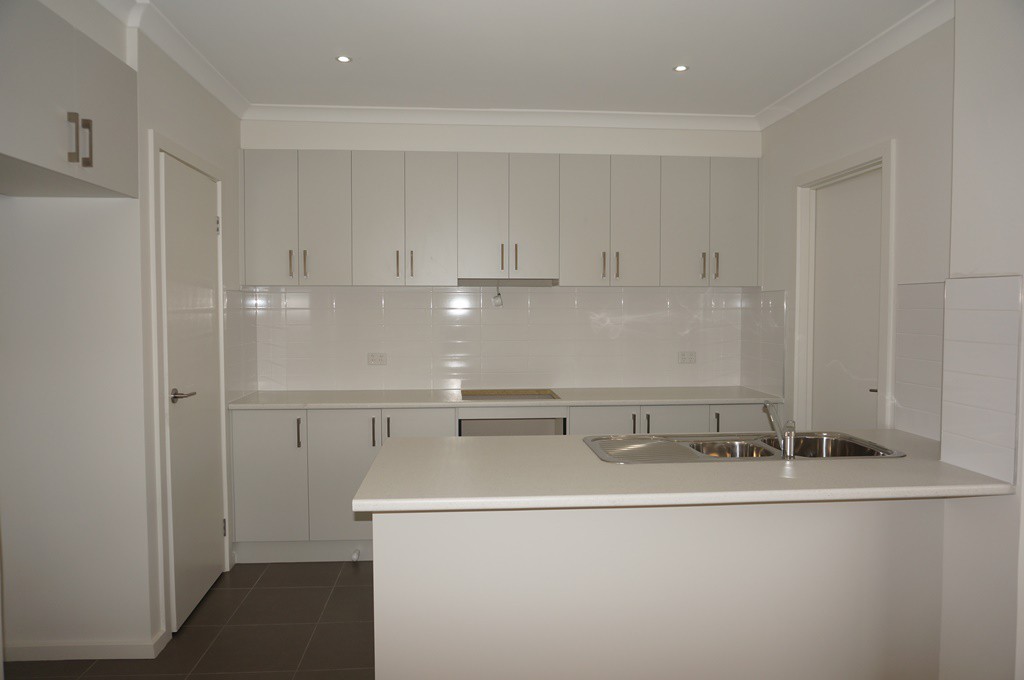 15/44-46 Darbyshire StreetSunbury, VIC 3429  - Leased, Sunbury - Thumbnail 2