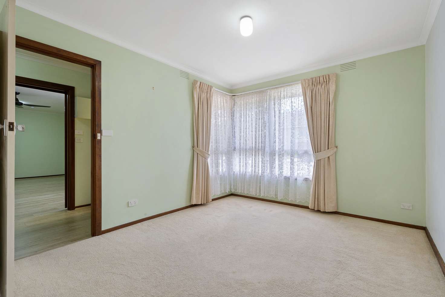 15/472 Canterbury Road, Forest Hill, VIC 3131 - Thumbnail 2 - 17/04/2024