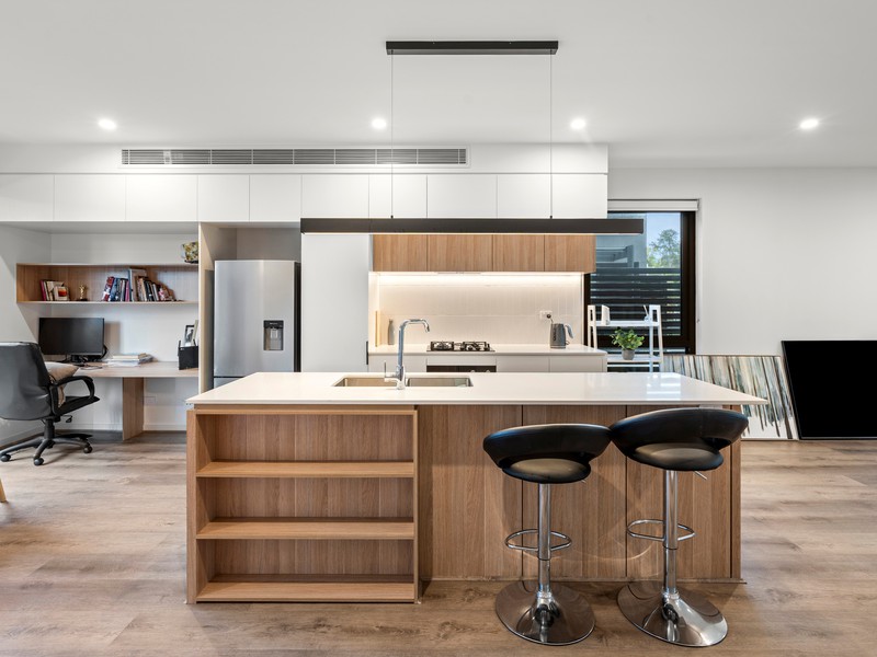 15/492-494 Pascoe Vale Road, Strathmore, VIC 3041 - Image - 10/04/2026