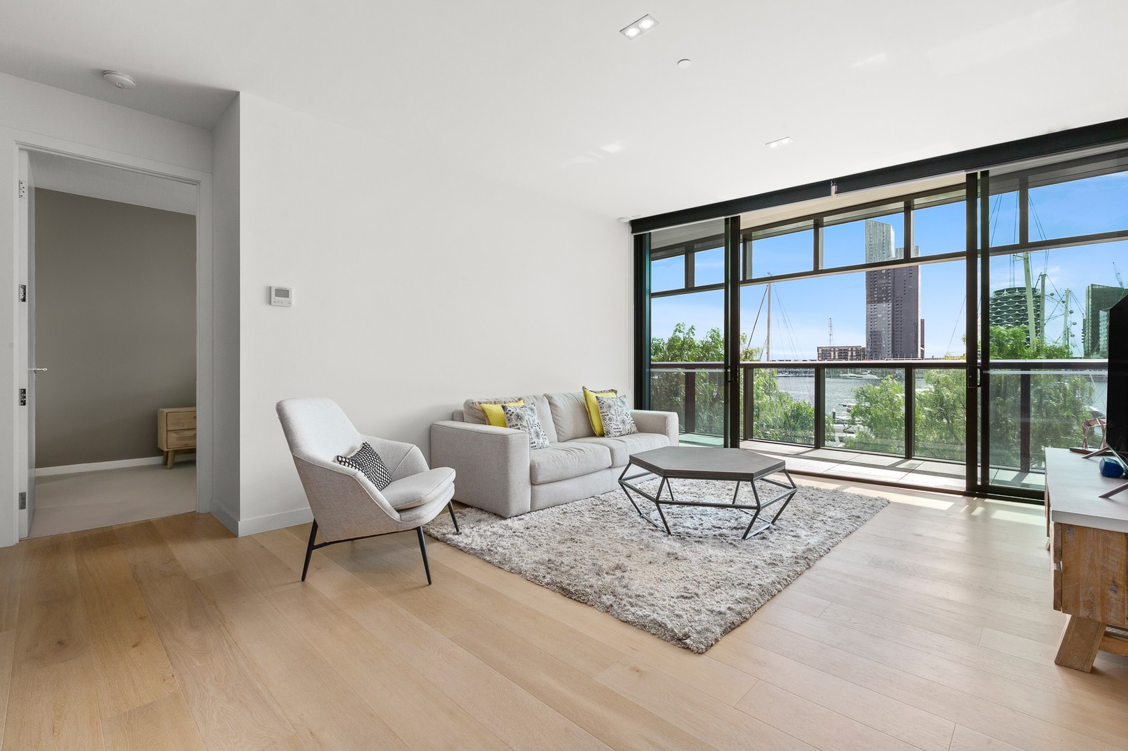 15/9 Waterside Place, Docklands, VIC 3008, Docklands - Thumbnail 2