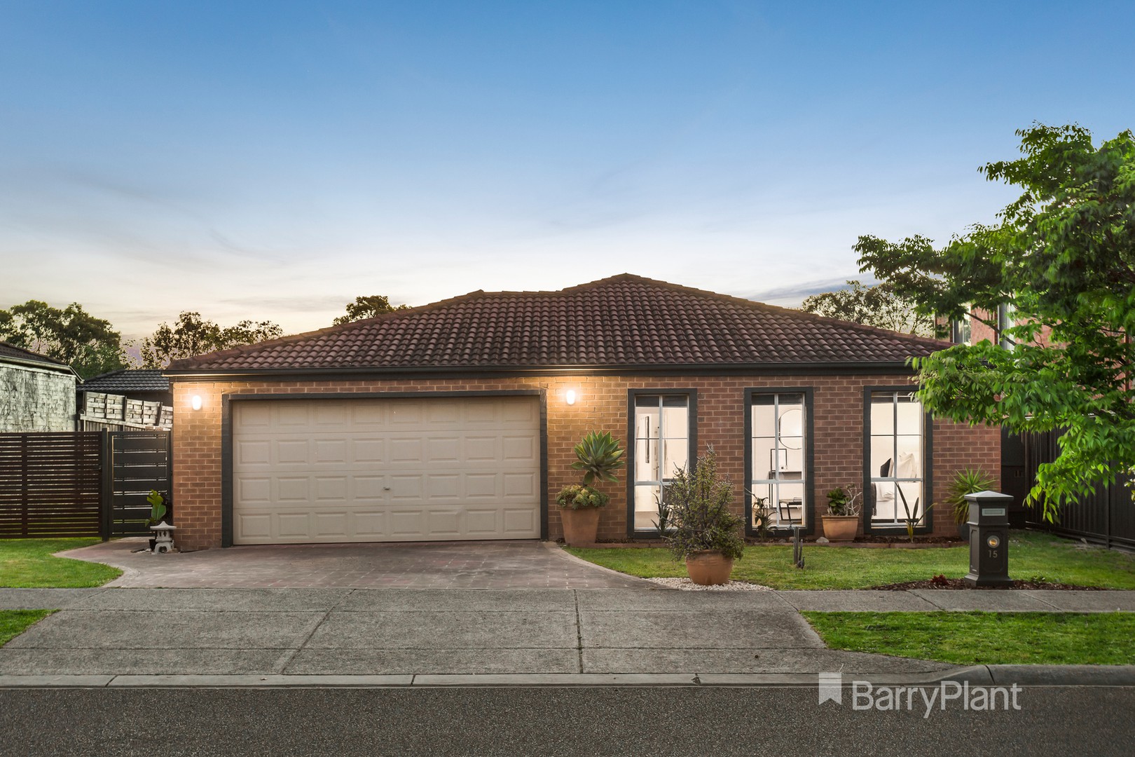 15 Ardel StreetCroydon, VIC 3136, Croydon - Thumbnail 2
