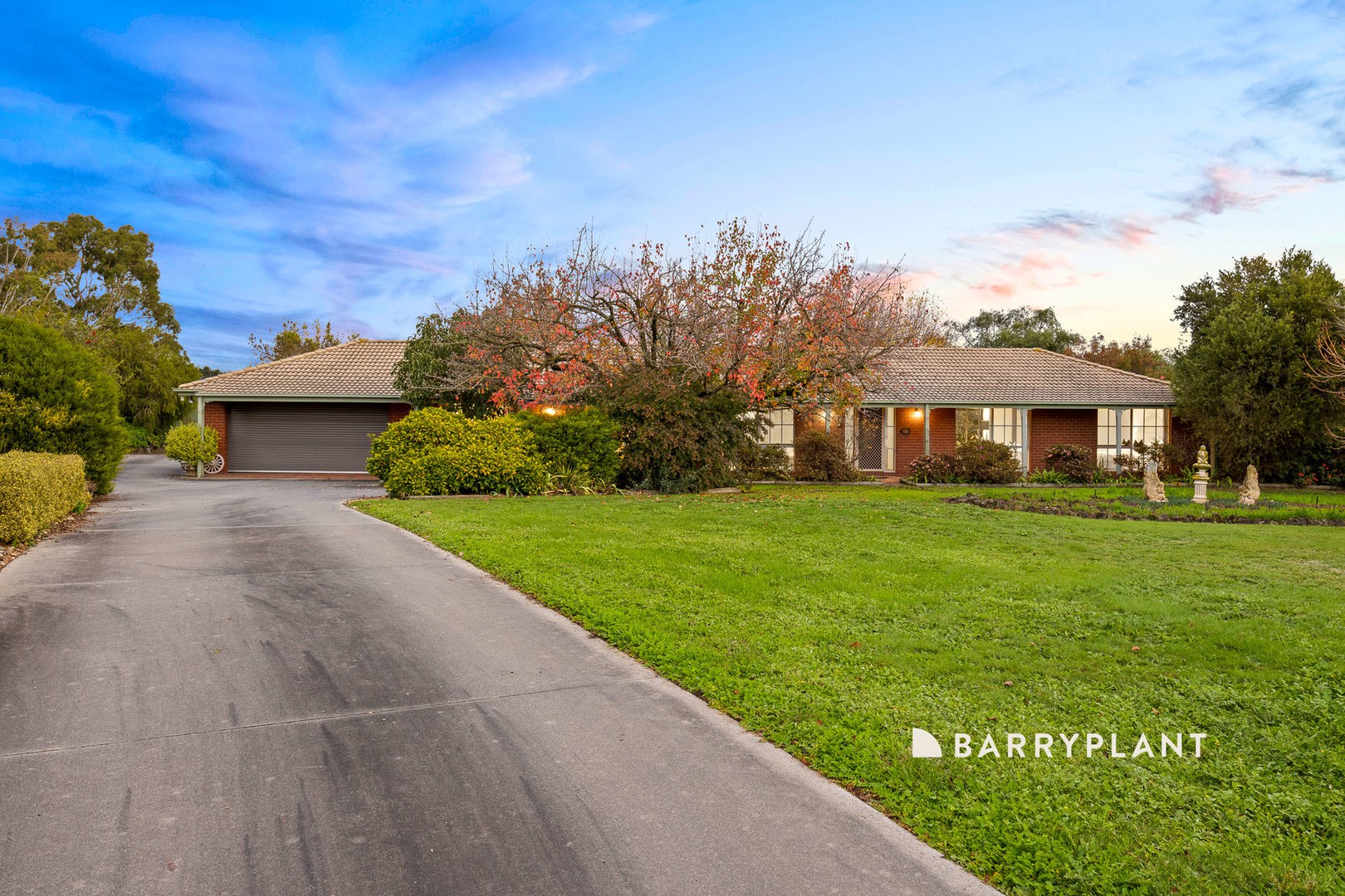 15 Arnup Crescent, Drouin, VIC 3818, Drouin - Image 1