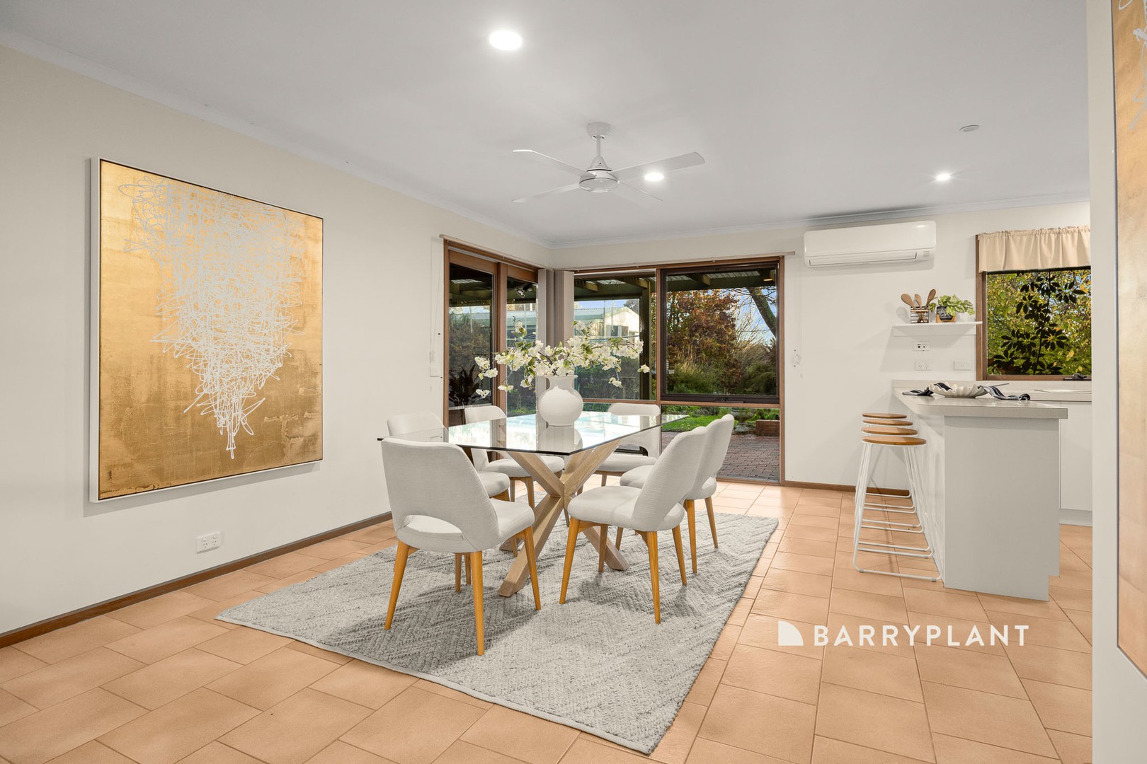 15 Arnup Crescent, Drouin, VIC 3818, Drouin - Thumbnail 6