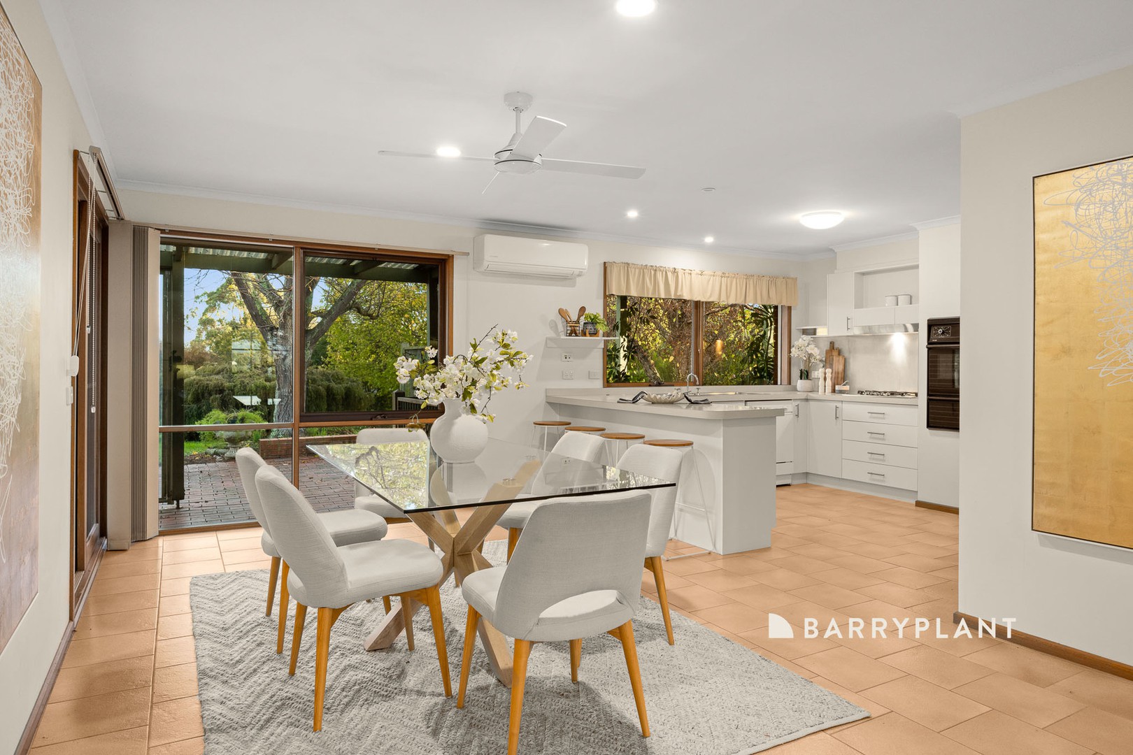 15 Arnup Crescent, Drouin, VIC 3818, Drouin - Thumbnail 7