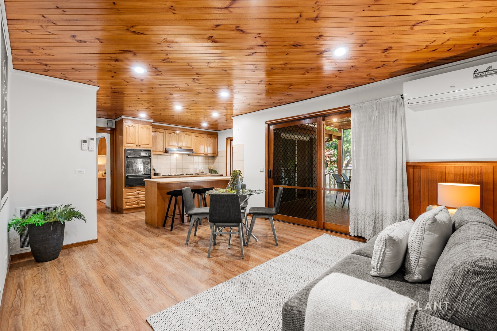 15 Arthur Phillip Way, Mill Park, VIC 3082, Mill Park - Thumbnail 5