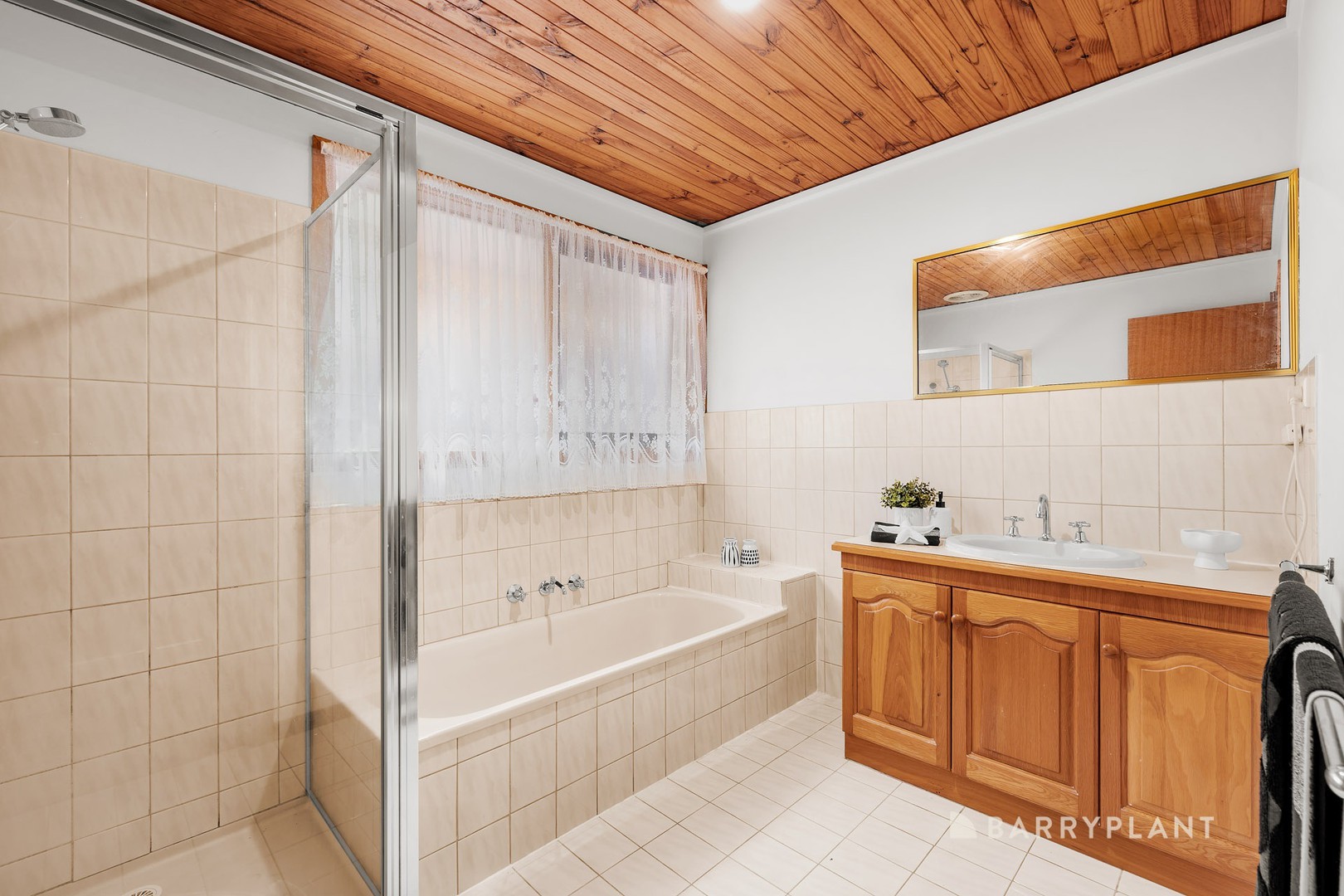15 Arthur Phillip Way, Mill Park, VIC 3082, Mill Park - Thumbnail 7