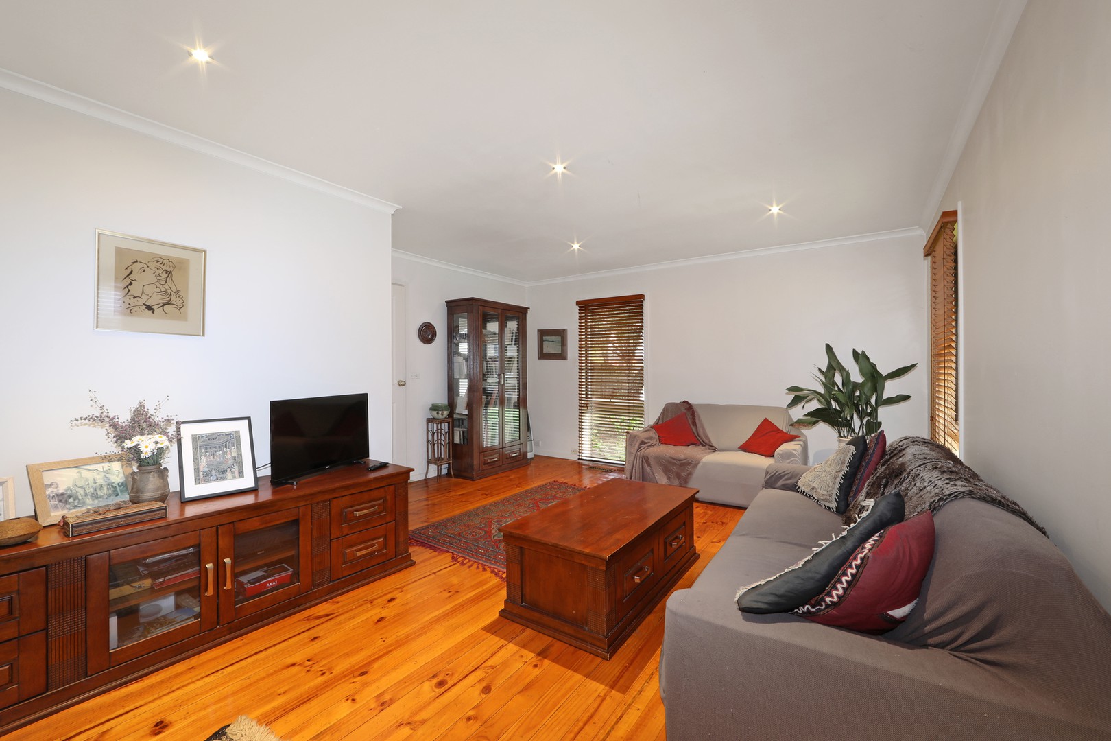 15 Barbican CourtRowville, VIC 3178, Rowville - Thumbnail 3