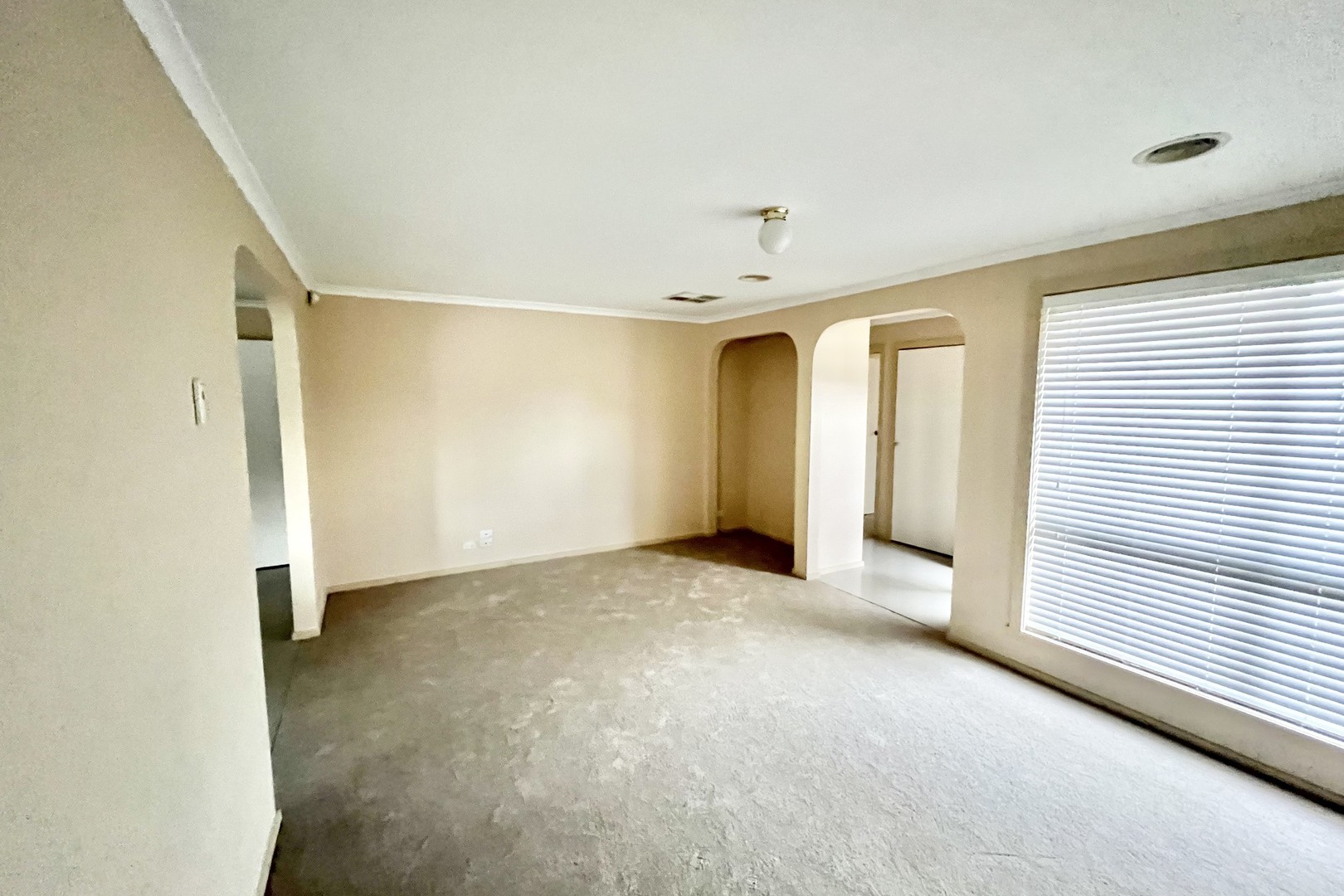 15 Baron Court, Kings Park, VIC 3021 - Thumbnail 1 - 16/02/2026