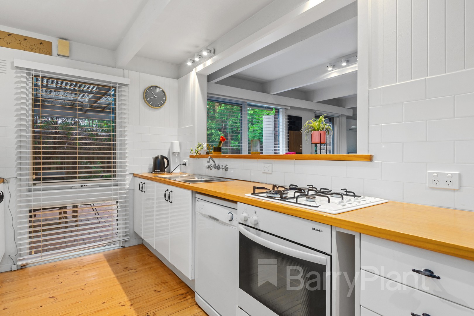 15 Beckenham DriveFerntree Gully, VIC 3156, Ferntree Gully - Thumbnail 3