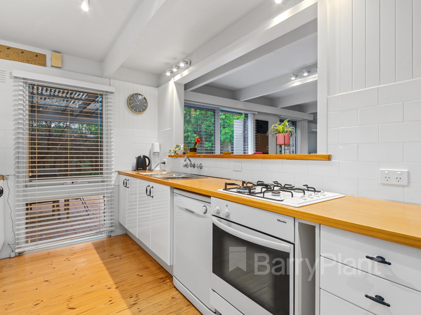 15 Beckenham Drive, Ferntree Gully, VIC 3156, Ferntree Gully - Thumbnail 6