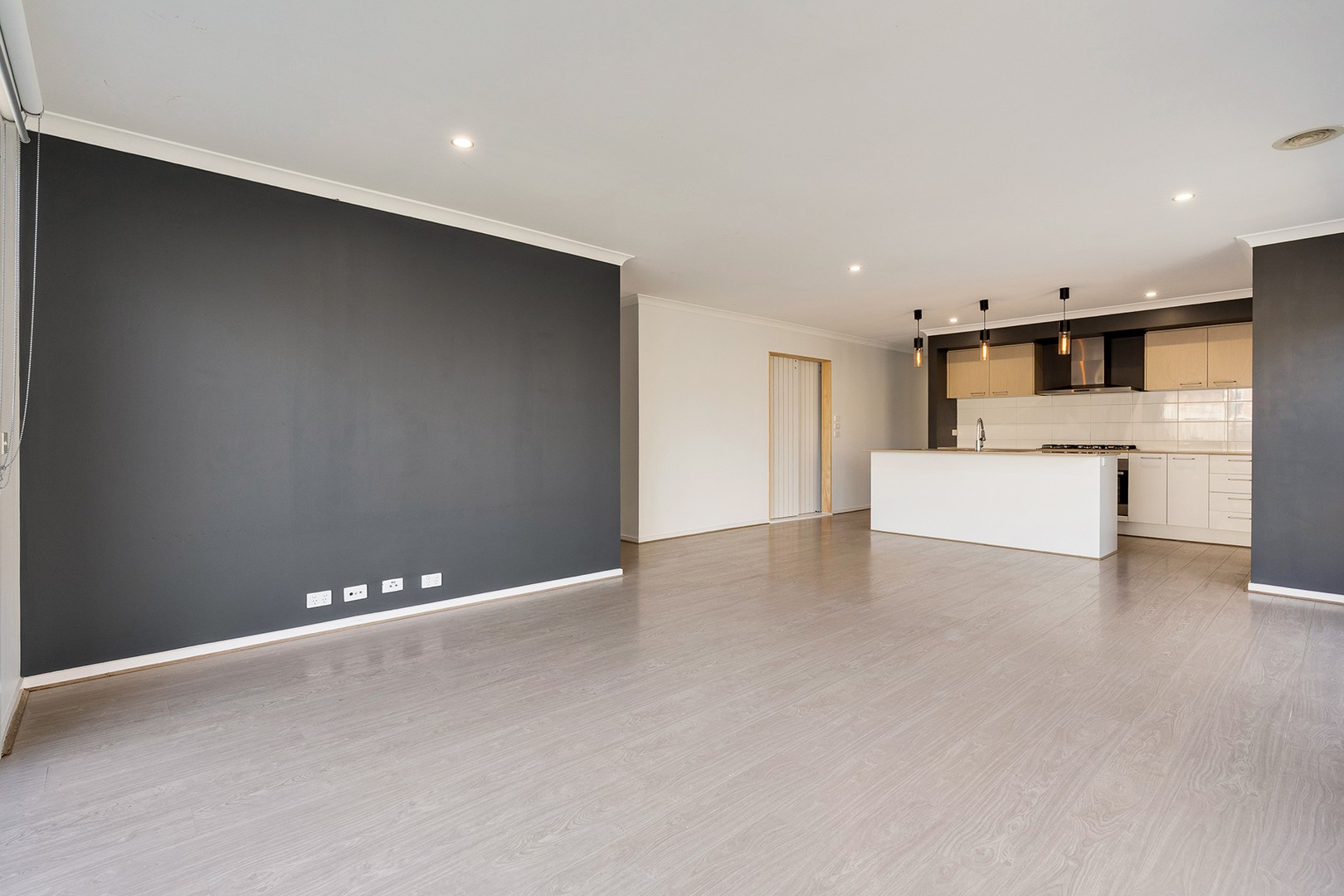 15 Bedford Way, Mickleham, VIC 3064, Mickleham - Thumbnail 3