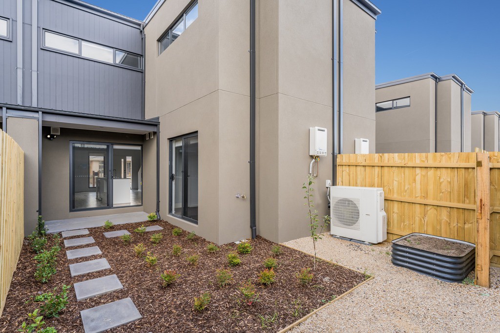 15 Bentons Way, Armstrong Creek, VIC 3217, Armstrong Creek - Thumbnail 8