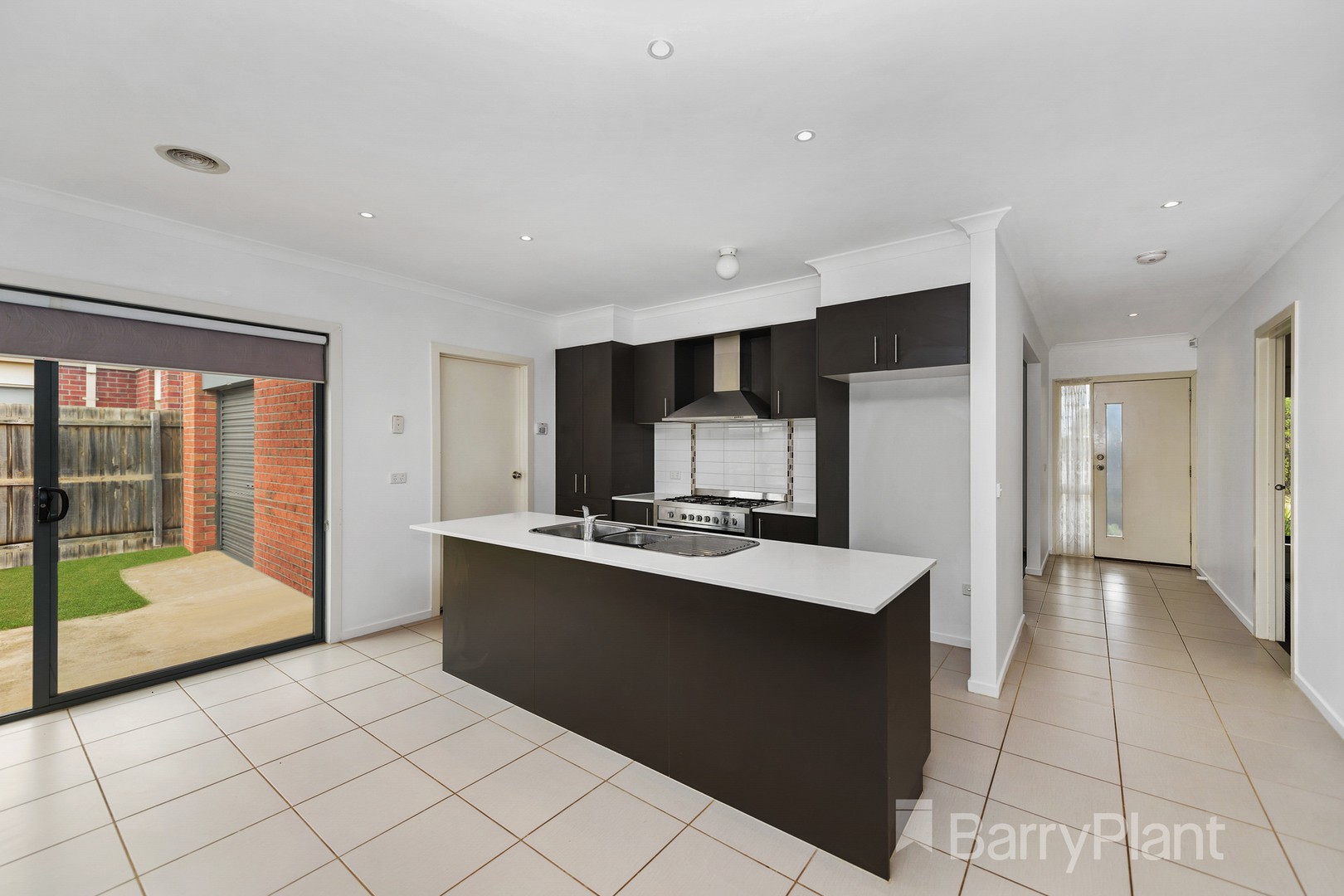 15 Birdswing Terrace, Melton South, VIC 3338, Melton South - Thumbnail 4