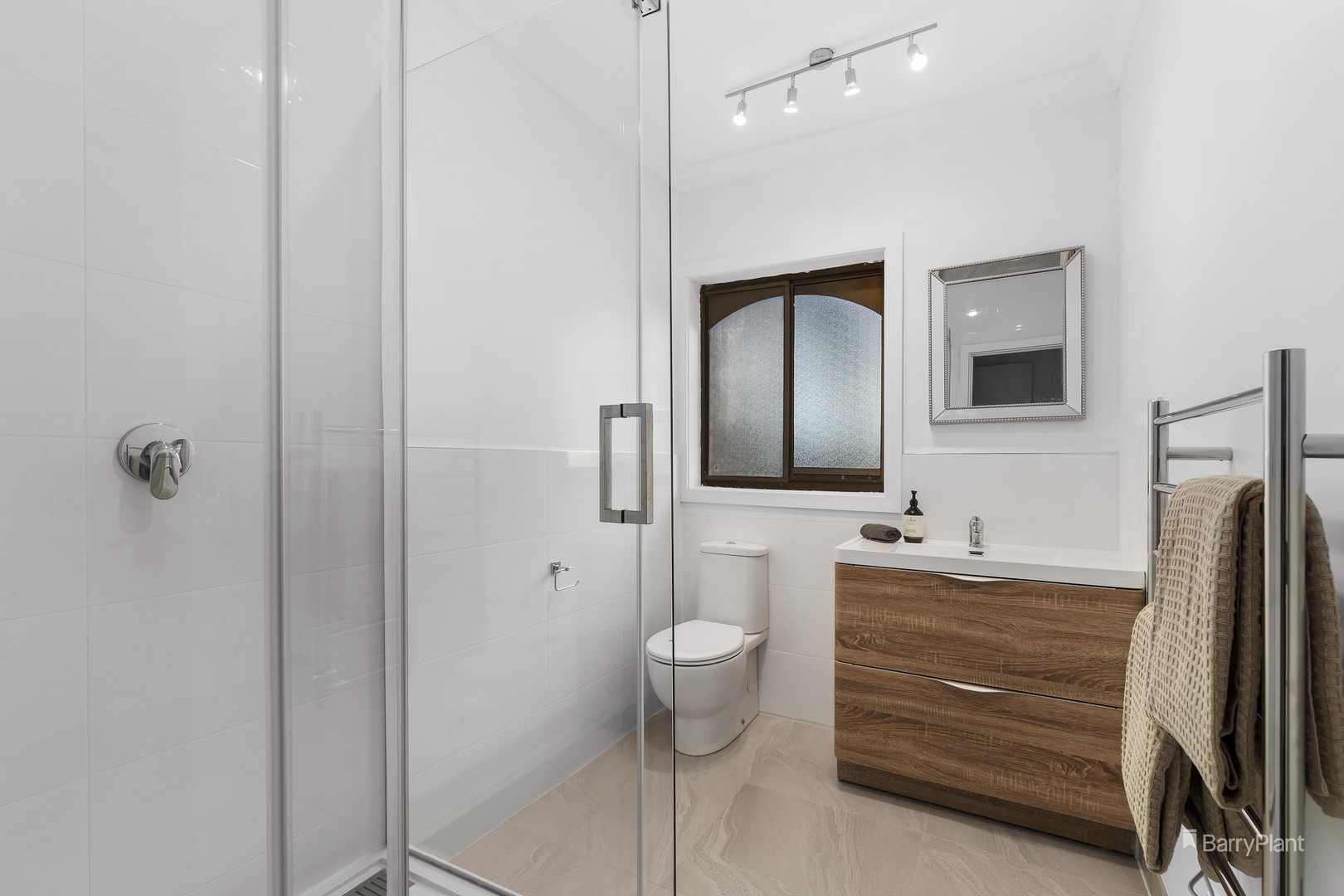 15 Birrakay CourtGreensborough, VIC 3088, Greensborough - Thumbnail 7