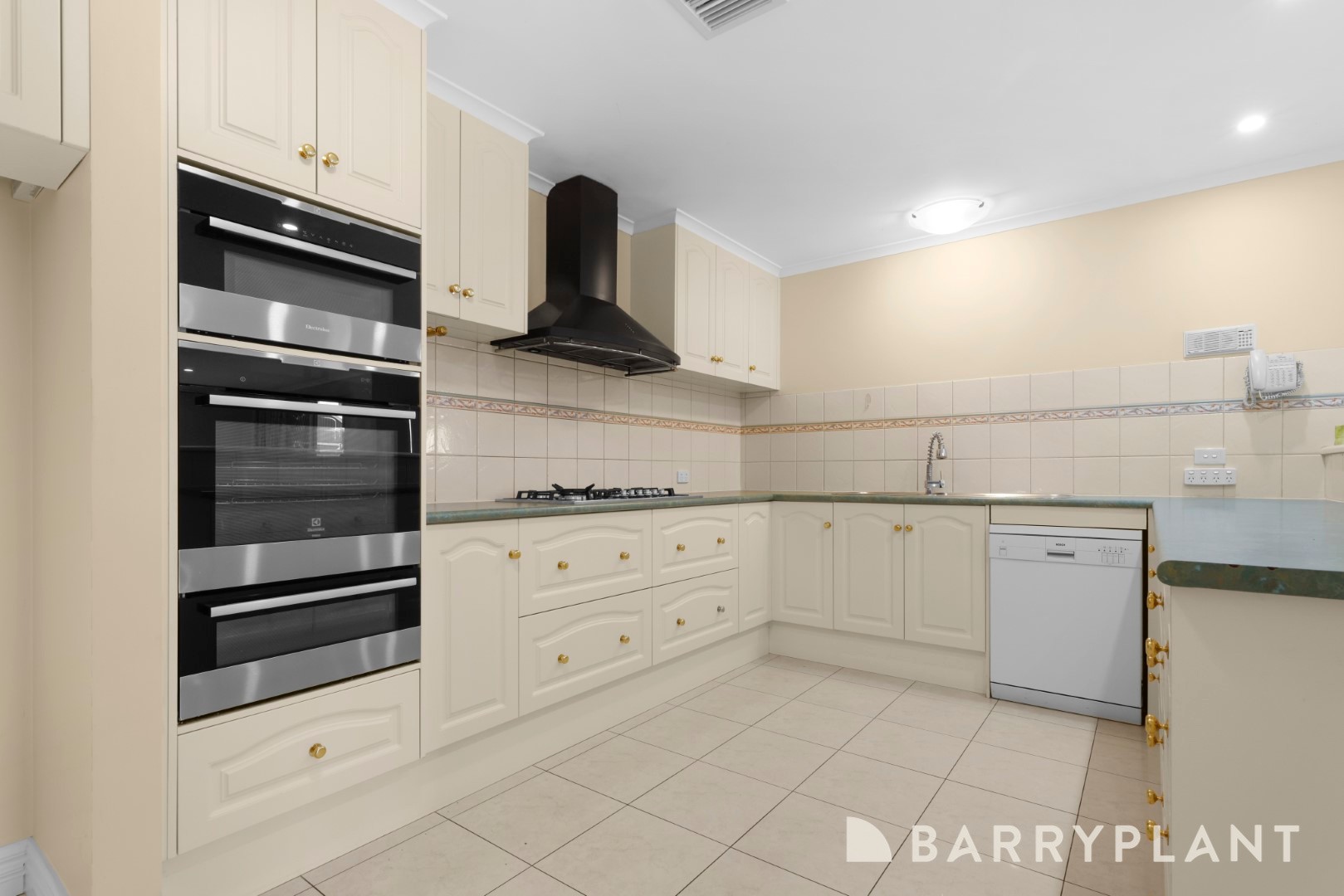 15 Black Knight Street, Mordialloc, VIC 3195, Mordialloc - Thumbnail 5