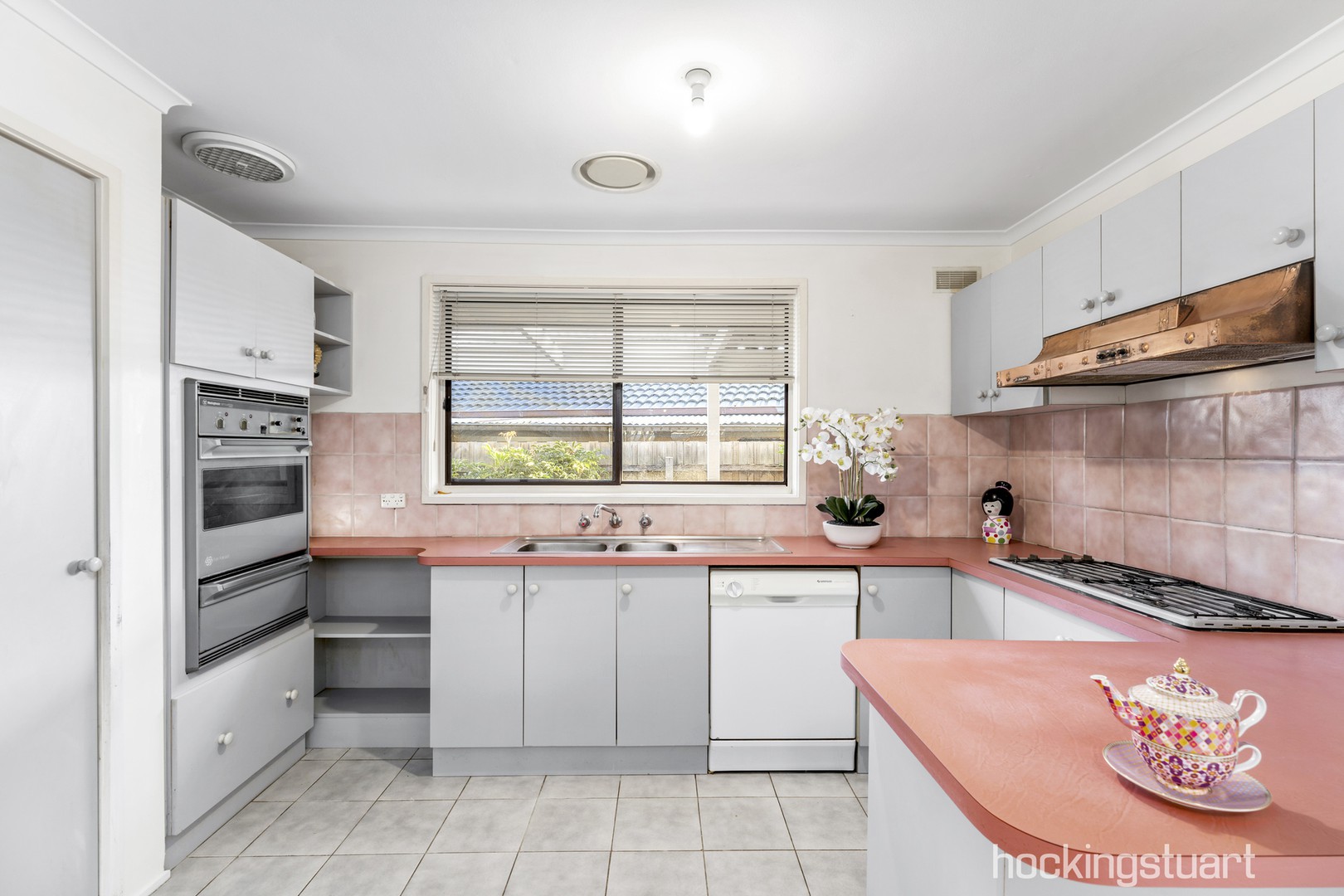 15 Blackwood Drive, Melton South, VIC 3338, Melton South - Thumbnail 4
