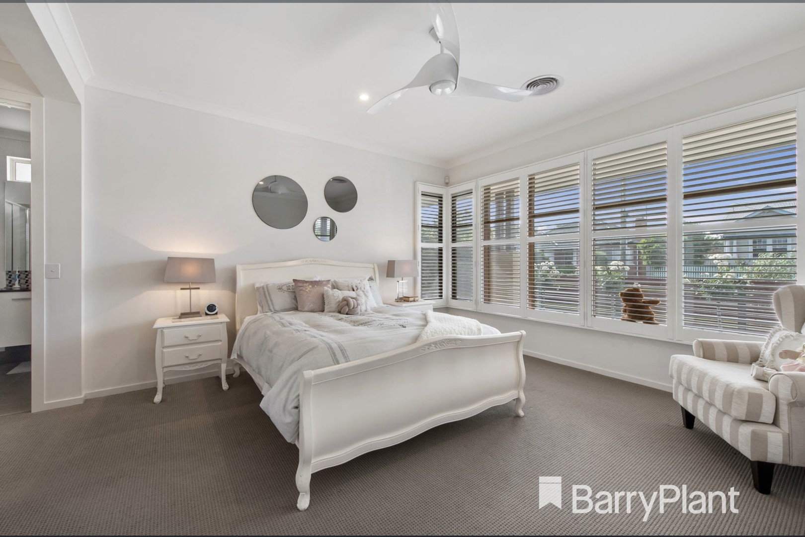 15 Bolwell Street, Werribee, VIC 3030, Werribee - Thumbnail 3