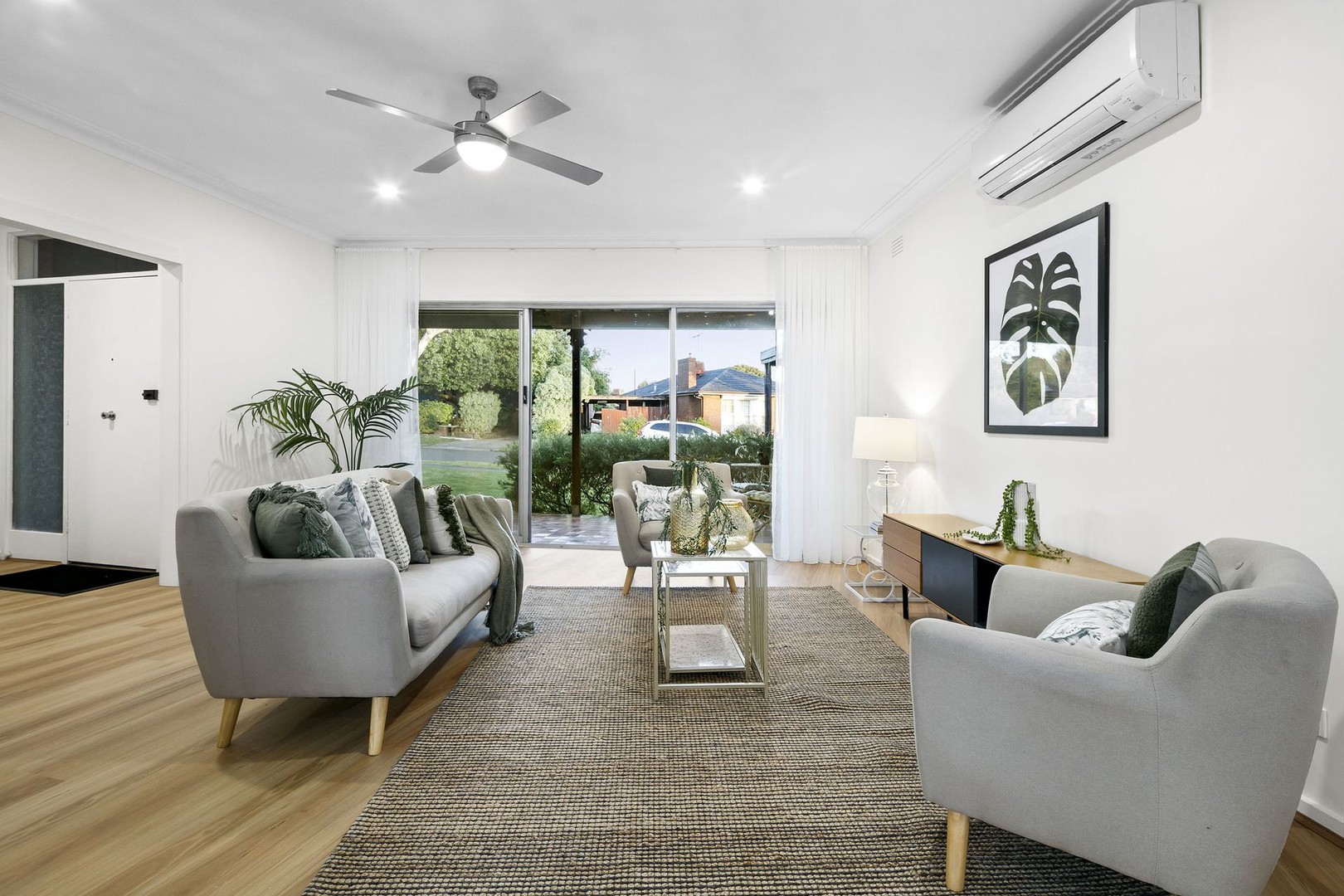 15 Botanic Court, Bundoora, VIC 3083, Bundoora - Thumbnail 2