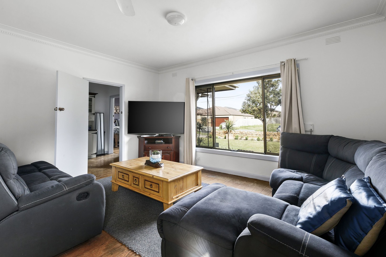 15 Brixton Street, Bonbeach, VIC 3196, Bonbeach - Thumbnail 3